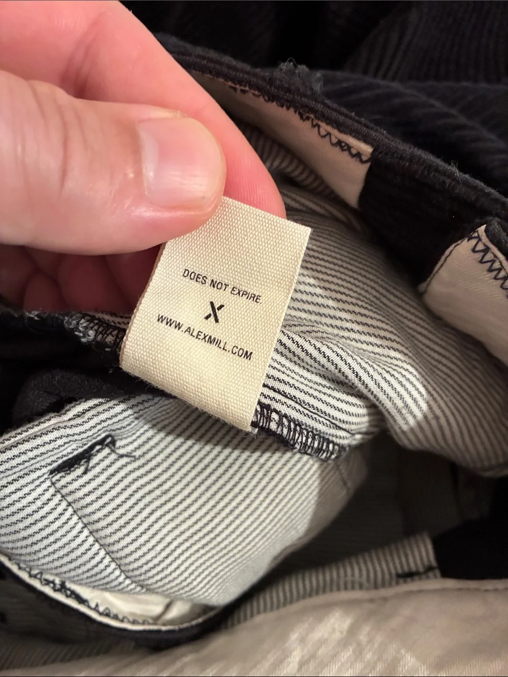 Alex Mill Heavyweight Corduroy Pants in Black, Men’s size 32L / 32x32
